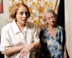 The mother of a dissident Cuban doctor has been reunited with her grandchildren in Argentina.